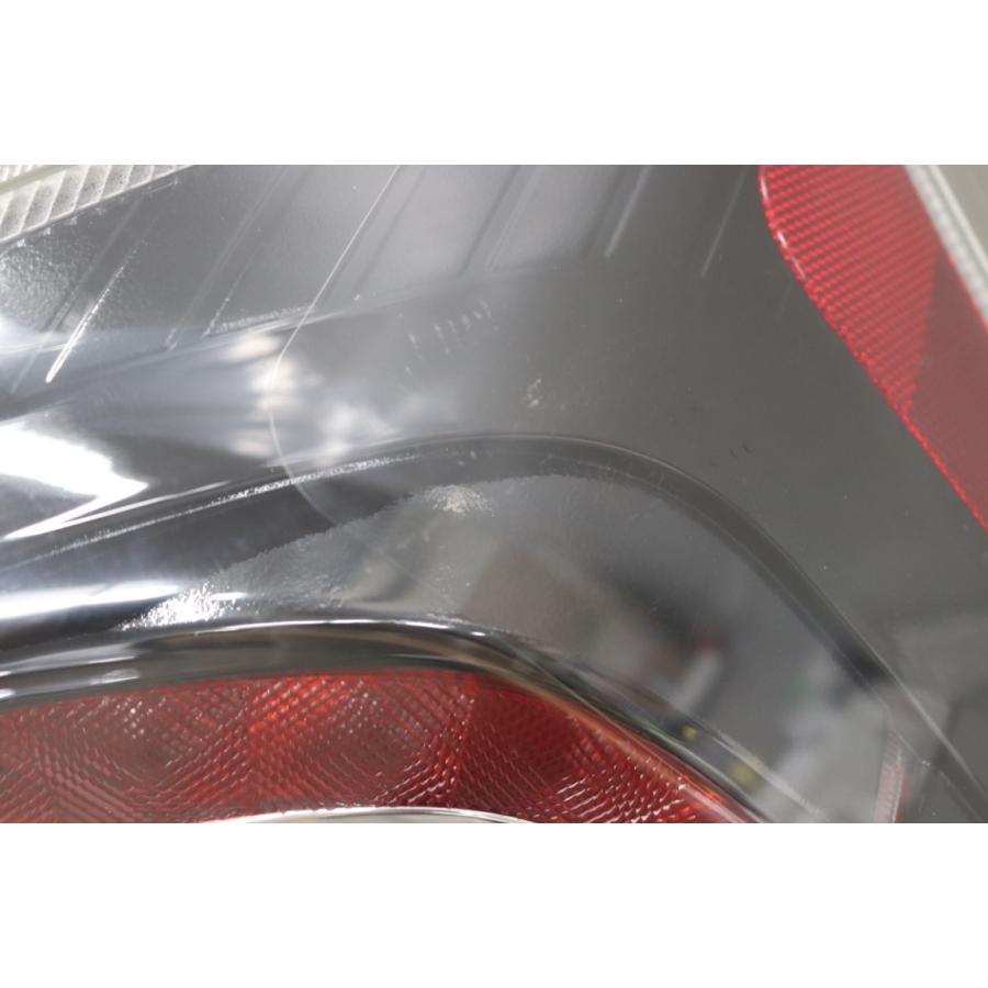 プリウス 30 後期 (ZVW30) TYC 11-6465 右 テールランプ 北米仕様 US