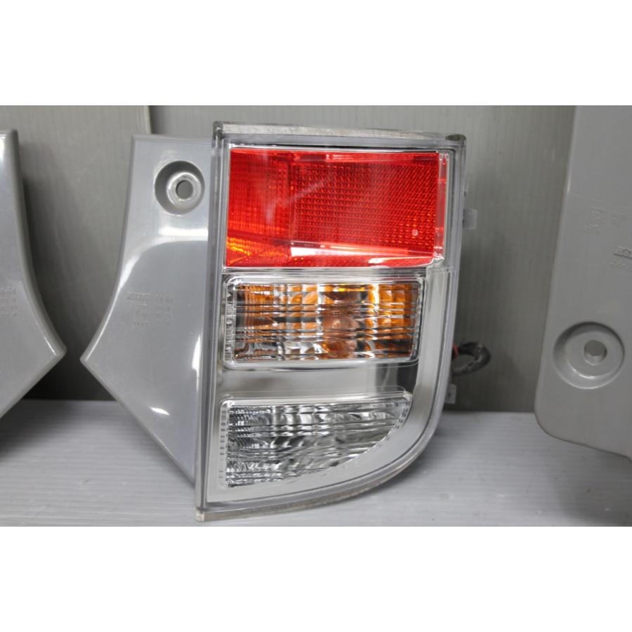 トヨタ（TOYOTA） アイシス L G 後期 (ZGM10 ZGM10G-AWXEP (E