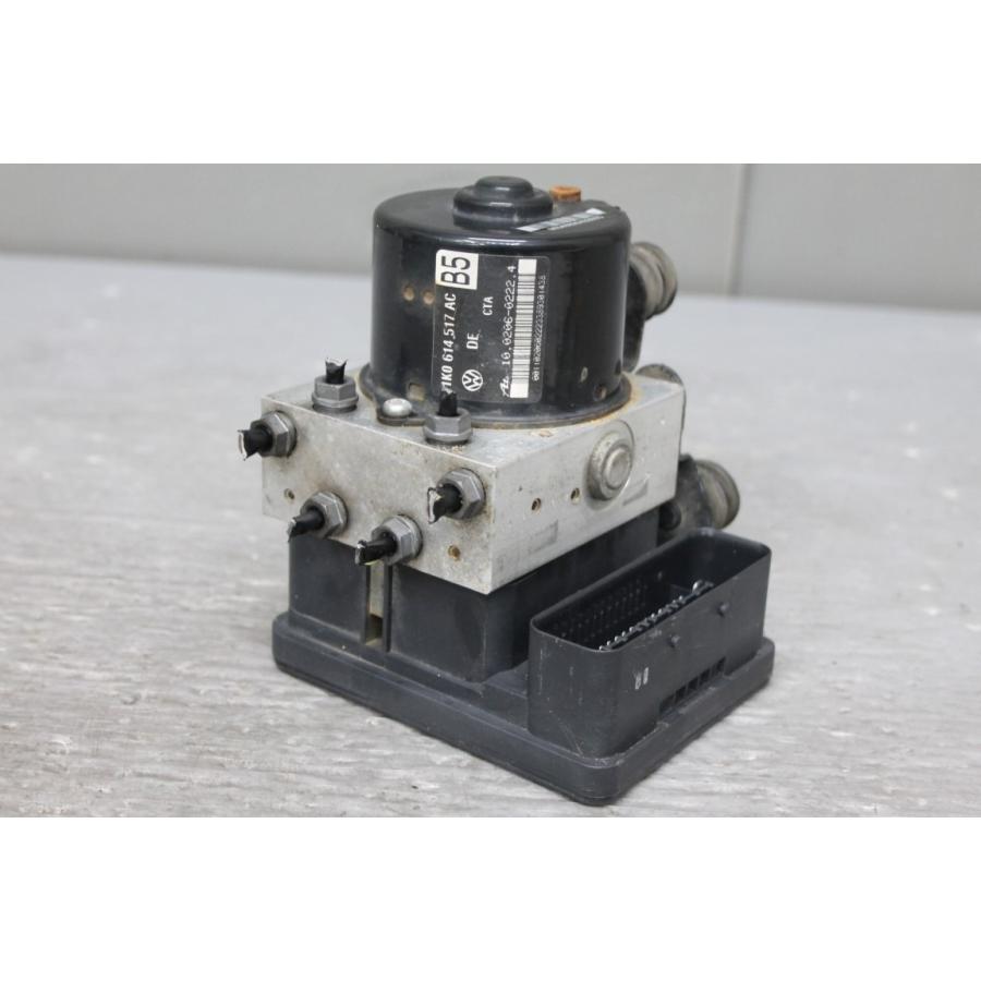 フォルクスワーゲン（Volkswagen） VW ゴルフ トゥーラン (1TCAV 1T
