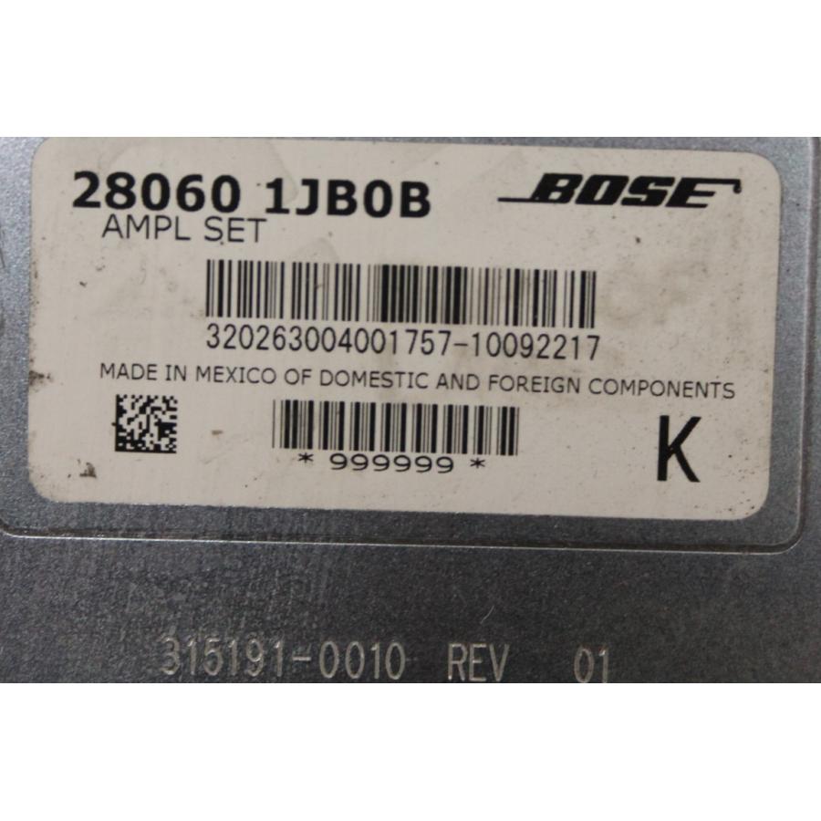日産 E52 エルグランド BOSEアンプ 28060-1JB0C 美品 エルグランド 250 ハイウェイスター 前期 (TE52 E52) 純正 BOSE