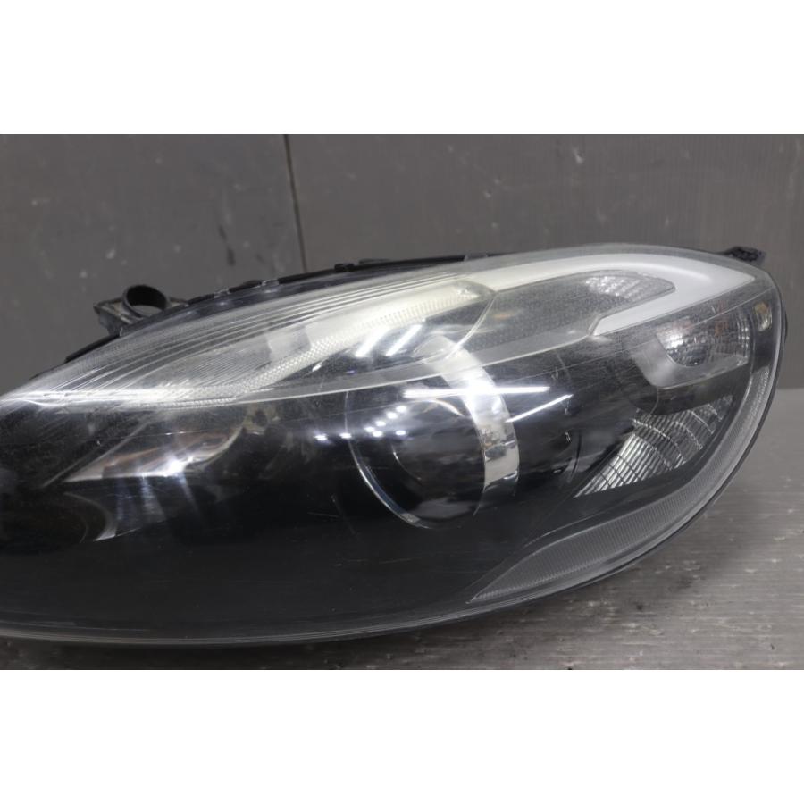ボルボ（VOLVO） V40 T4 右H (MB4164T) 純正 左 HID ヘッドライト