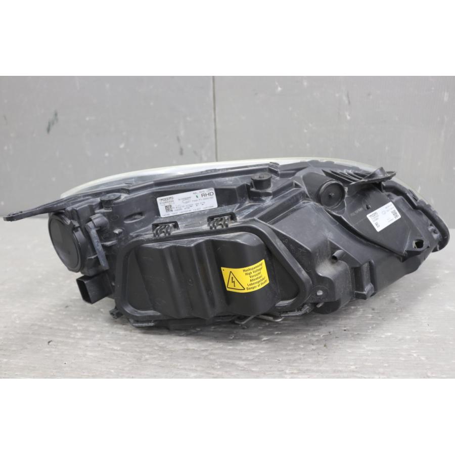 ボルボ（VOLVO） V40 T4 右H (MB4164T) 純正 左 HID ヘッドライト