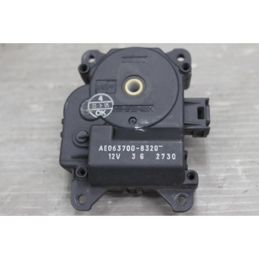 アルファード V 2.4 AX Lエディション 4WD 後期 (ANH15) 純正 リア