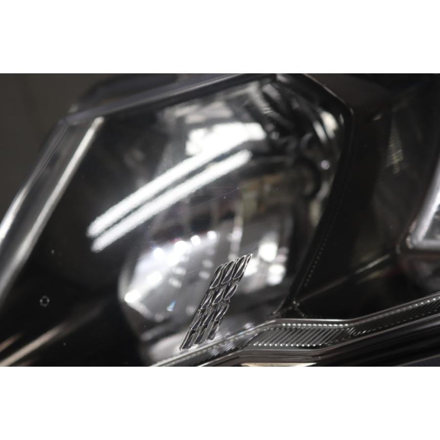 オデッセイ（ODYSSEY） アブソルート 後期 (RB3) 純正 HID ヘッド