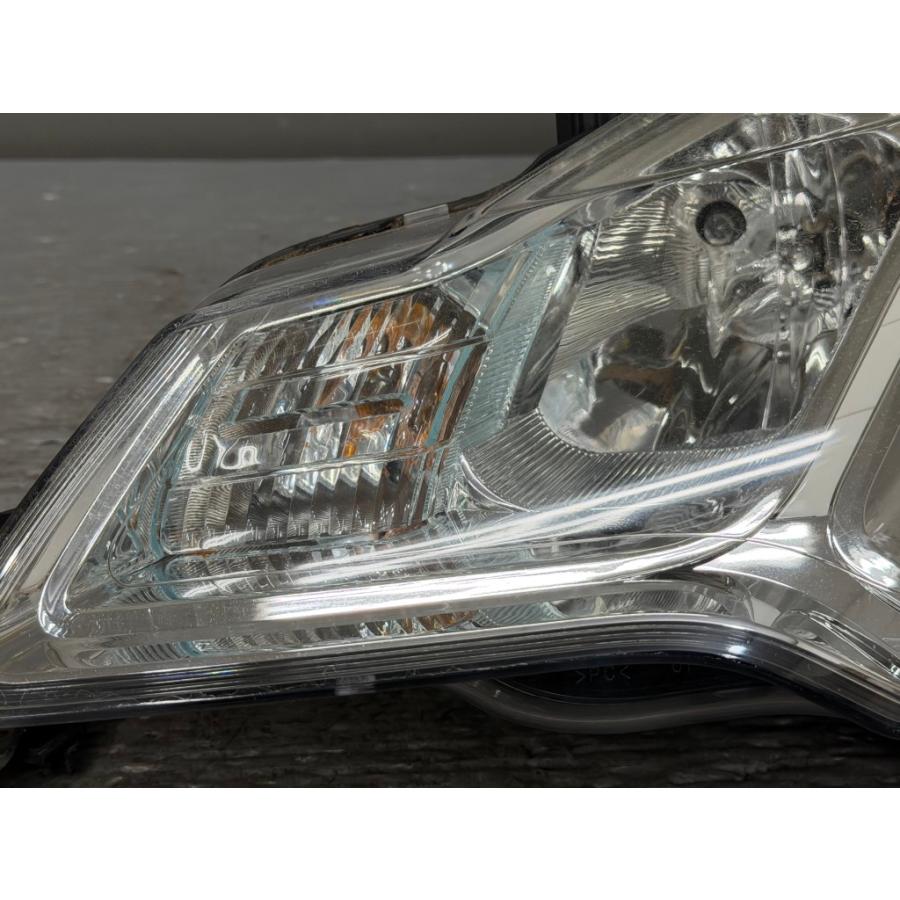シトロエン C3 ABA-A55F01 用ヘッドランプ9673815080-02 シトロエン（CITROEN） C3 (A55F01) 純正 左 ハロゲン ヘッドライト