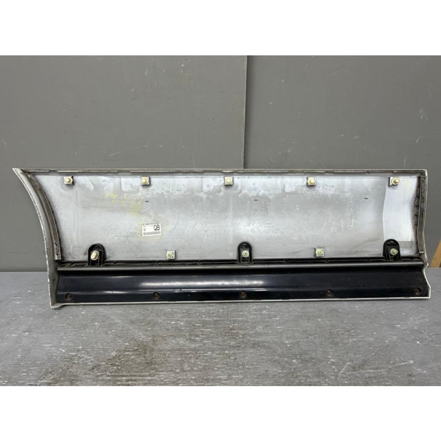 C26 新品左前後ドアパネル セレナ (FC26 C26) 純正 左後 ドアプロテクター QAB 76857 1VF0A