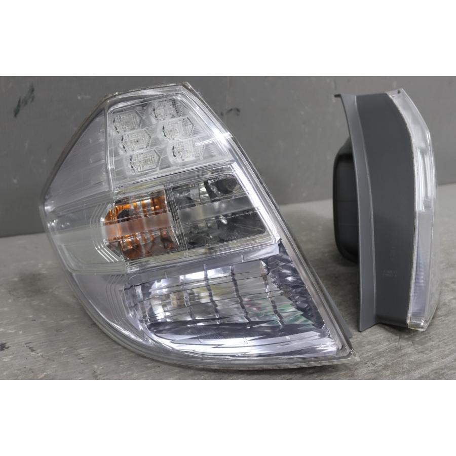 GP5 フィットハイブリッド　前期　純正テールランプ　4点 GP5.6 フィットハイブリッド 前期 純正テールランプ 4点セット GP5.6