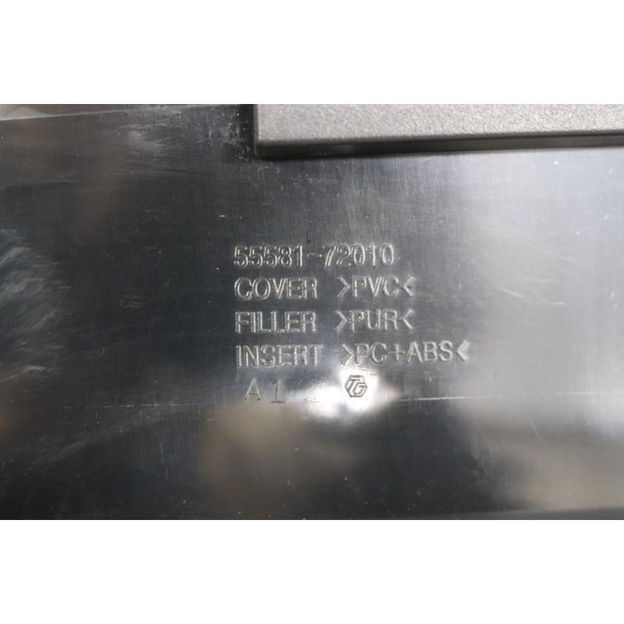 マークX ジオ 240F (ANA10) 純正 グローブボックスの上蓋 55041-72010