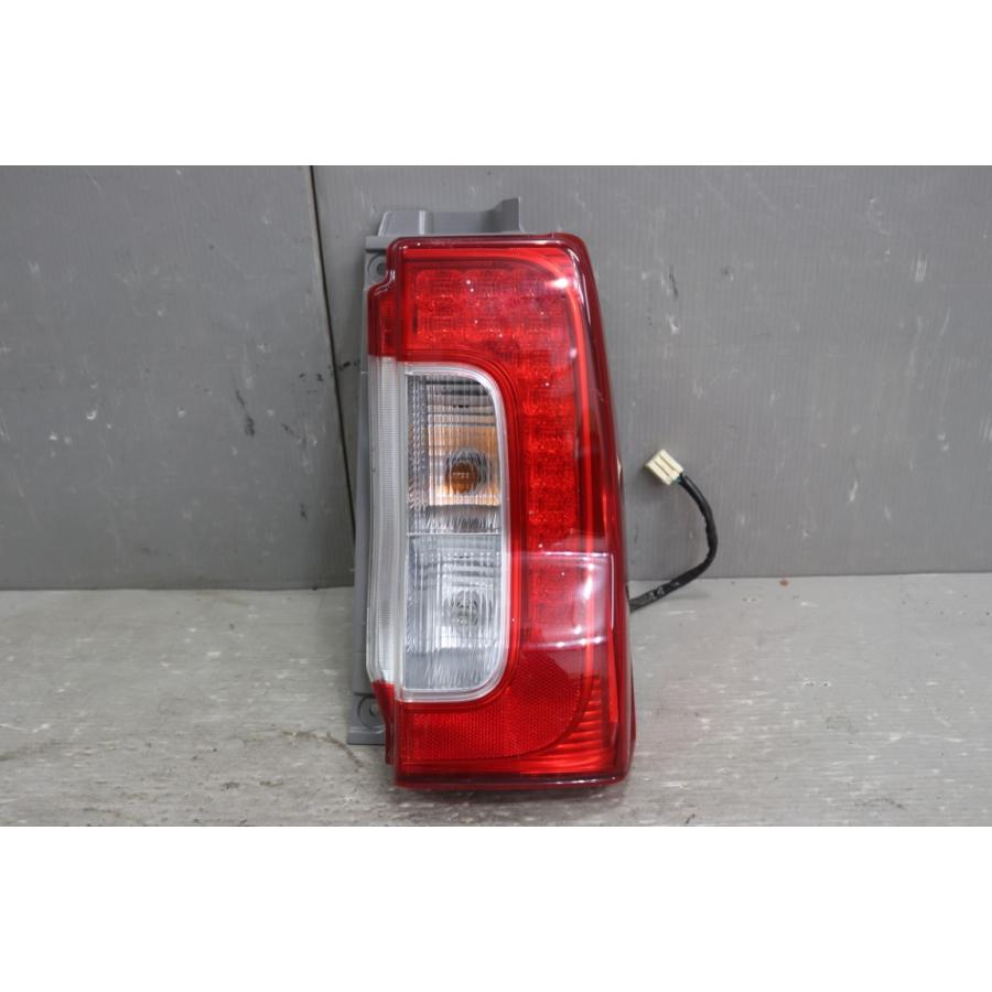 タント L SA 前期(LA600S) 純正 コイト 破損無 動作保証 右