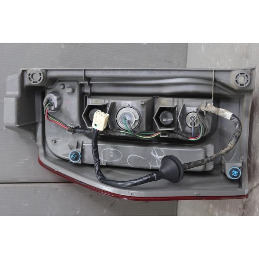 タント L SA 前期 (LA600S) 純正 右 テールランプ 220-51391 LED全点灯