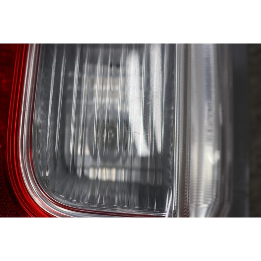 タント L SA 前期 (LA600S) 純正 左 テールランプ 220-51391 LED全点灯