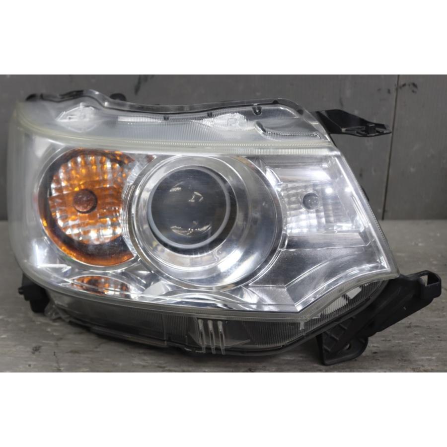 ワゴンR スティングレー T (MH34S) 純正 HID ヘッドライト 100-59271