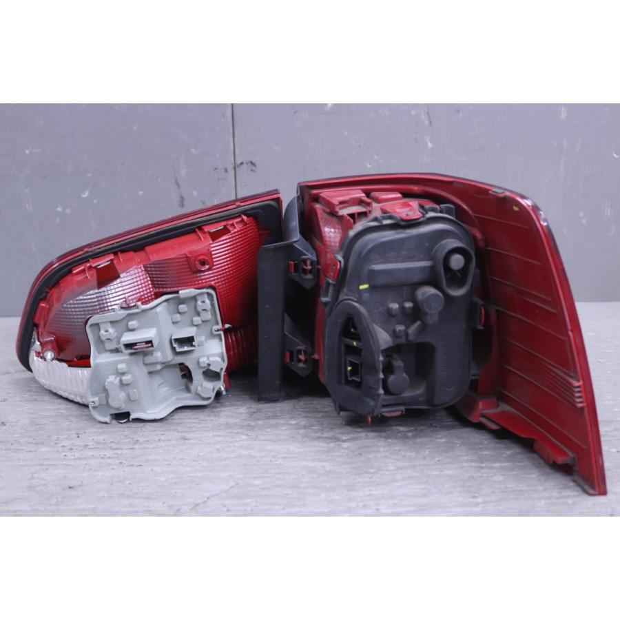 フォルクスワーゲン（Volkswagen） VW シャラン 右H (7NCAV 7N) 純正