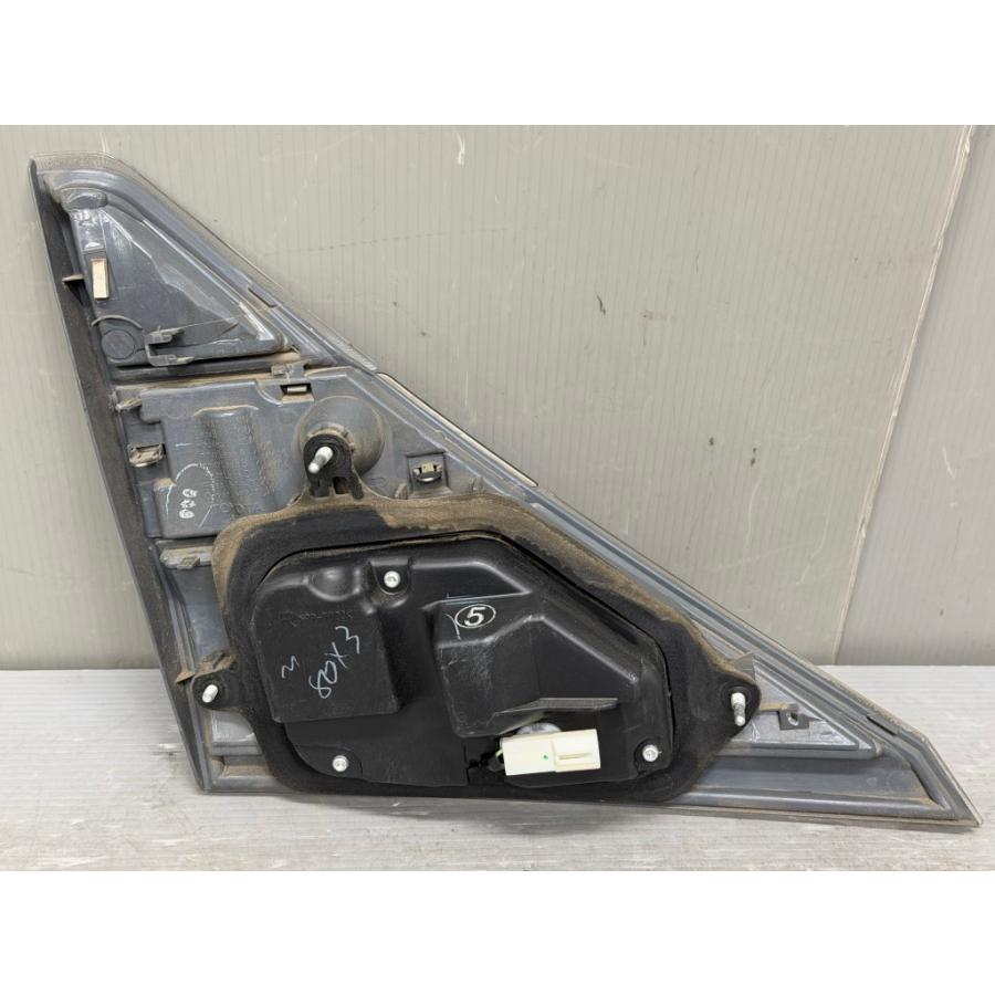 ヴェルファイア 2.4Z 前期 (ANH20 ANH20W-NFXSK) 純正 右 テールランプ