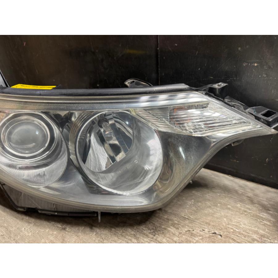 エスティマ アエラス S パッケージ 前期 (GSR50 GSR50W-GFTSK (R)) HID ヘッドライト 28-187 バラスト レベ キセノン 左右 コイト p061031_3