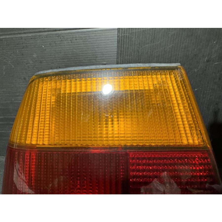 ランチア デドラ 左ハンドル MT (A835A5) 純正 左 テールランプ