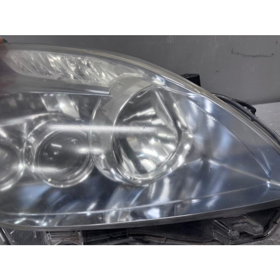 プリウス S LEDエディション 前期 (ZVW30) 純正 LED ヘッドライト 47