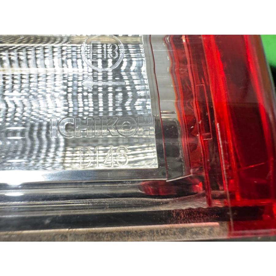 日産（NISSAN） NV100 クリッパー リオ (DR17W) 純正 左 テールランプ 