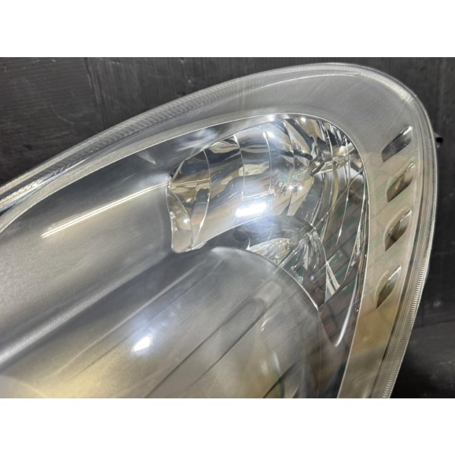 アルファロメオ ジュリエッタ 940 純正 右HIDヘッドライト バラスト付 アルファロメオ（ALFA ROMEO） ジュリエッタ 右H (940141 940) 純正 左