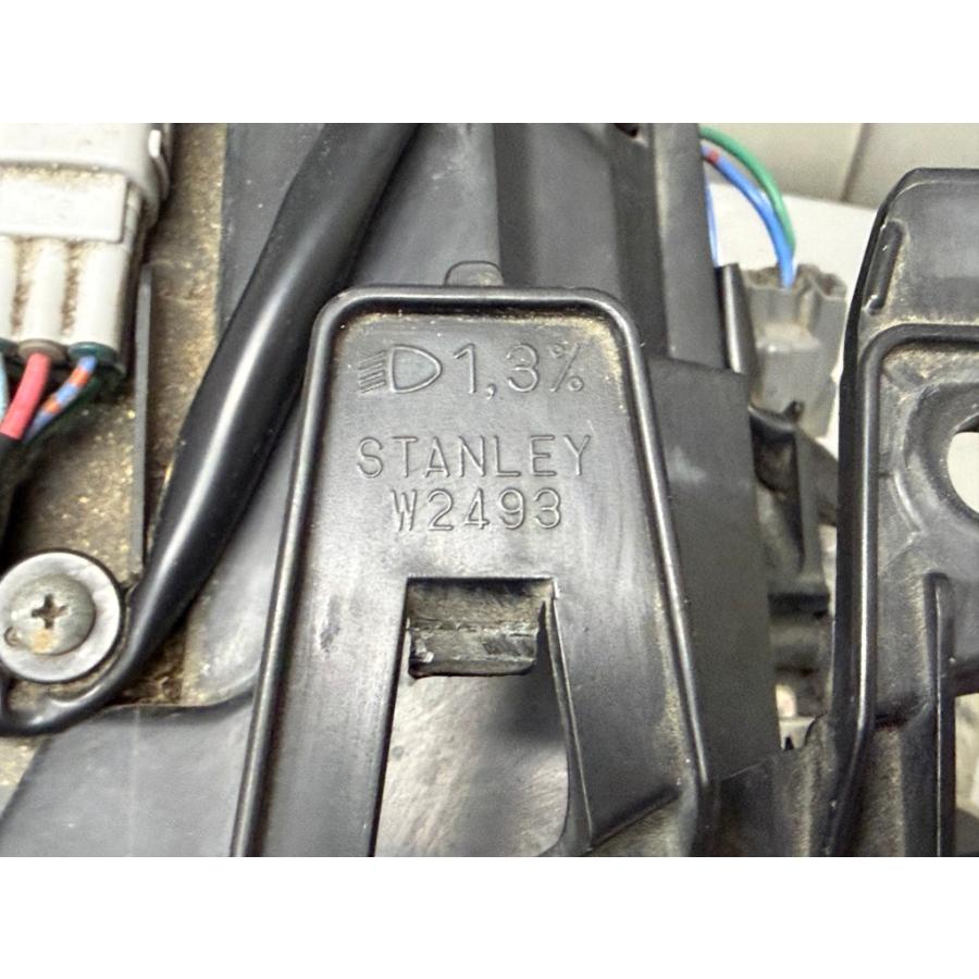 アルト スズキ ターボ RS (HA36S ASRN-A) 純正 スタンレー 左 ヘッド