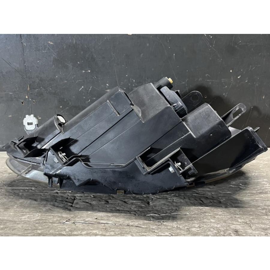 フィアット プント エヴォ 右H 純正 右 ハロゲン ヘッドライト レベ ヘッドランプ イタリア車 イタ車 89102045DX 破損無 Fiat p062307_6
