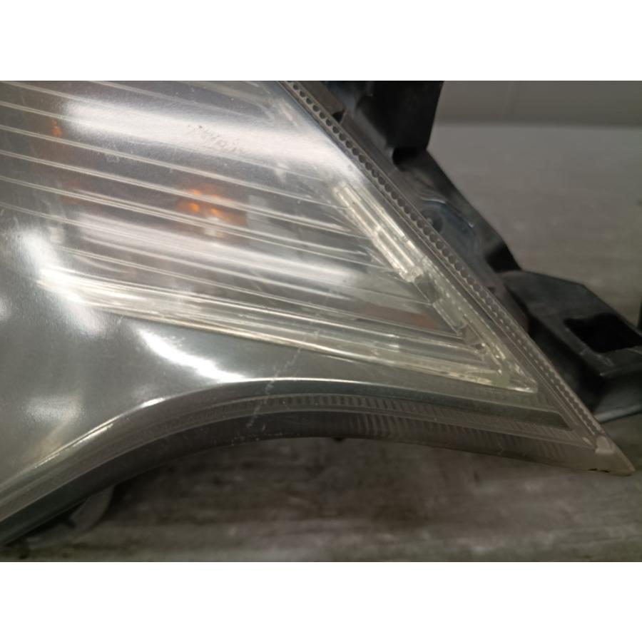 エスティマ アエラス (ACR50) 純正 HID ヘッドライト 左右セット 28
