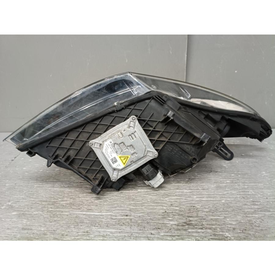 ルノー（RENAULT） メガーヌ エステート GTライン (KZM4R) 純正 左 HID