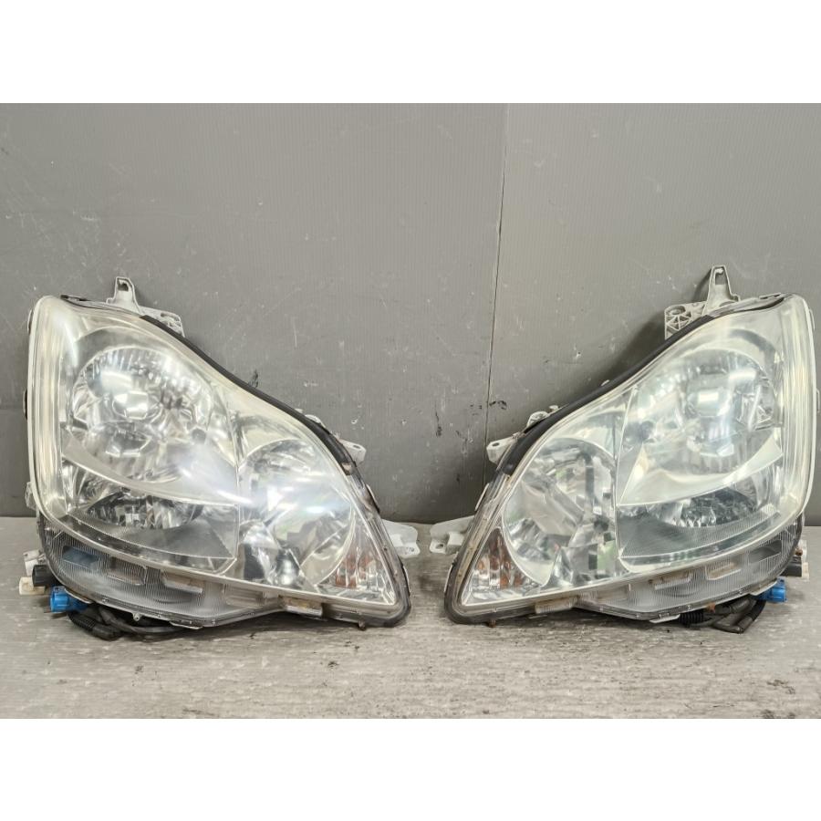 クラウン 18 3.0 ロイヤルサルーン 60th 後期 (GRS182) HID ヘッド