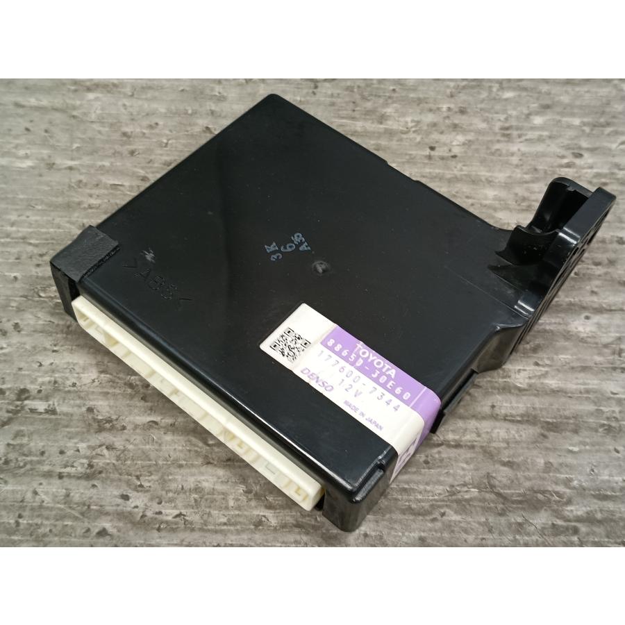 86 200系 クラウン アスリート Gパッケージ i-Four仕様 前期 (GRS204