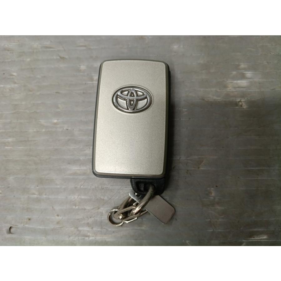 ヴェルファイア (DBA-GGH20W) 5ボタン 鍵 カギ キー トヨタ Toyota
