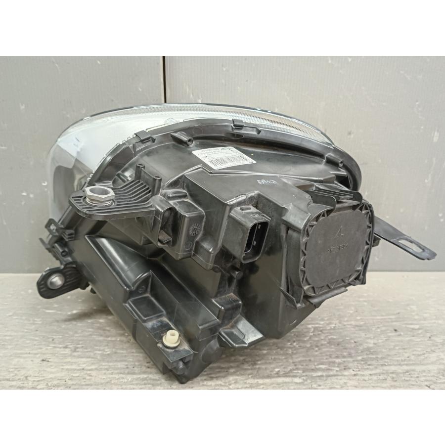 BMW ミニ クロスオーバー MT 右H 前期 (R60) ハロゲン 右ヘッドライト