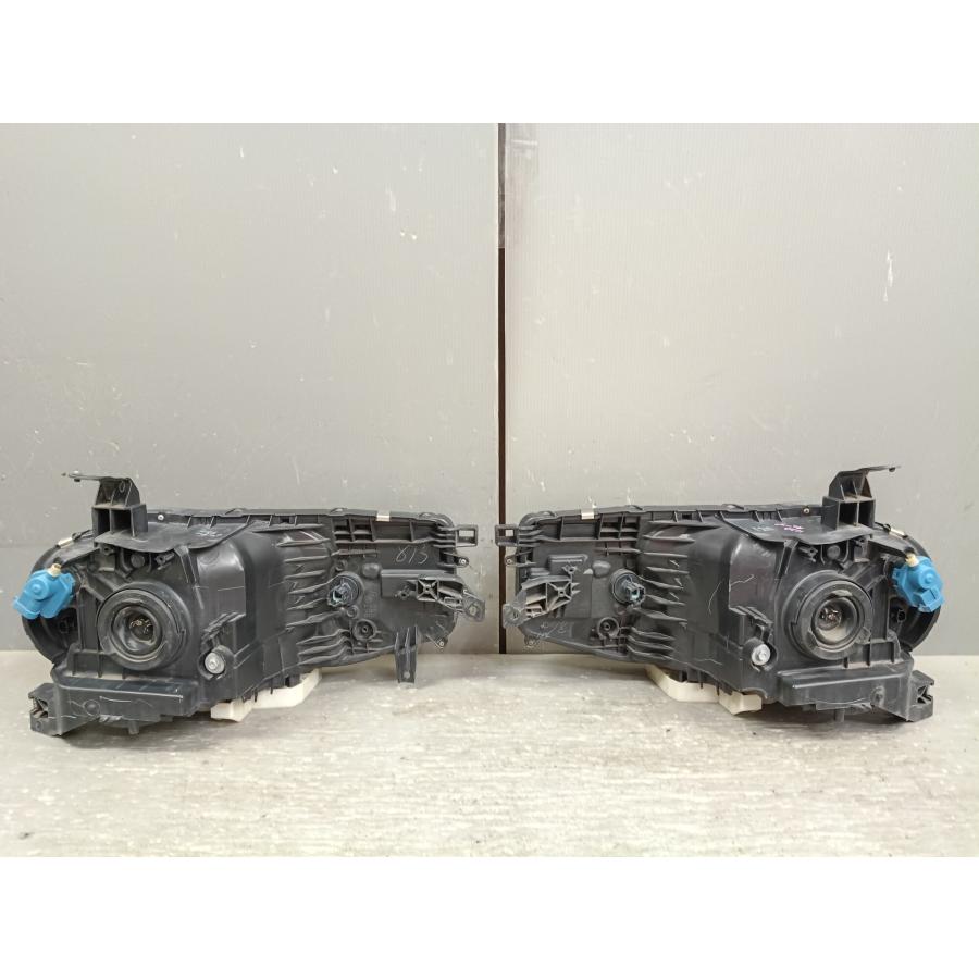 キューブ 日産 15X (Z12) 純正 ハロゲン ヘッドライト P8190 左右