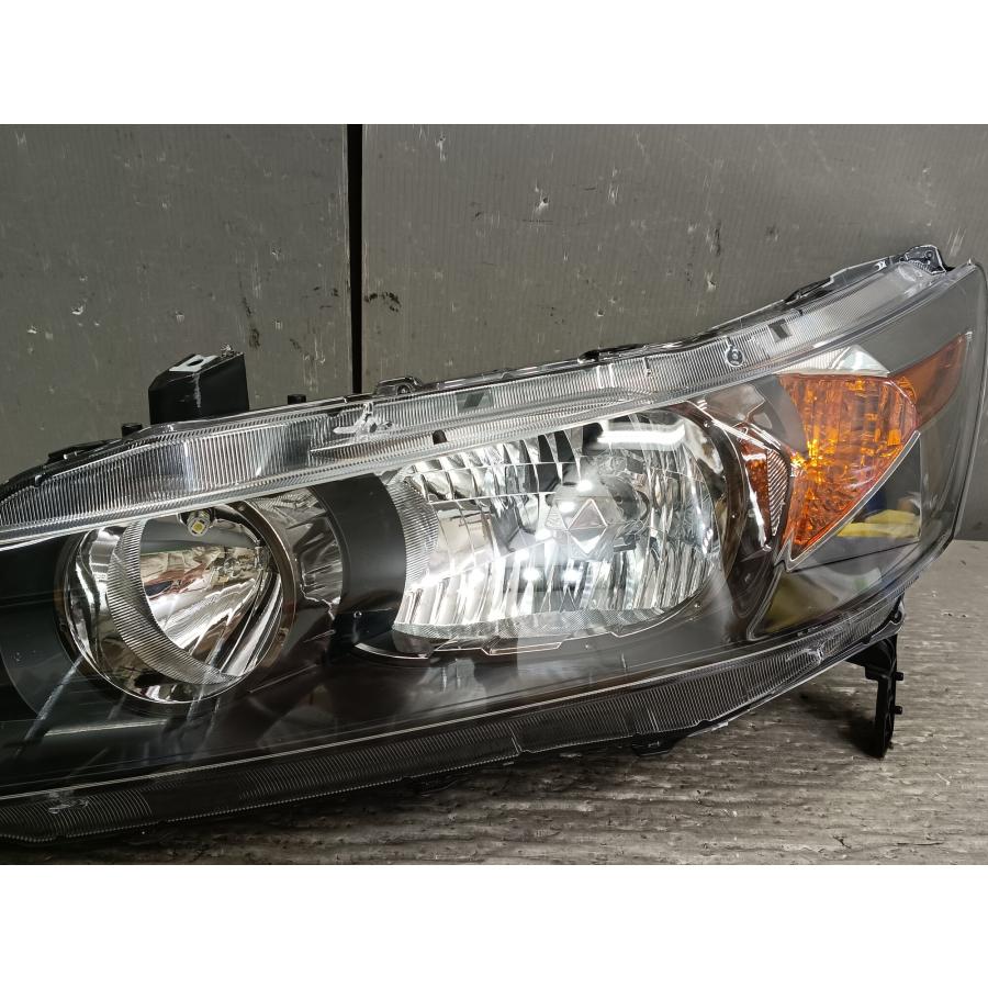 ストリーム RSZ 前期 (RN6) 純正 HID 左 ヘッドライト 100-22652