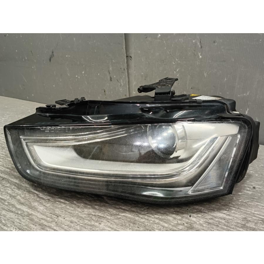 Audi（アウディ） A4 アバント 2.0T 後期(8K B8) 純正 HID 左ヘッド