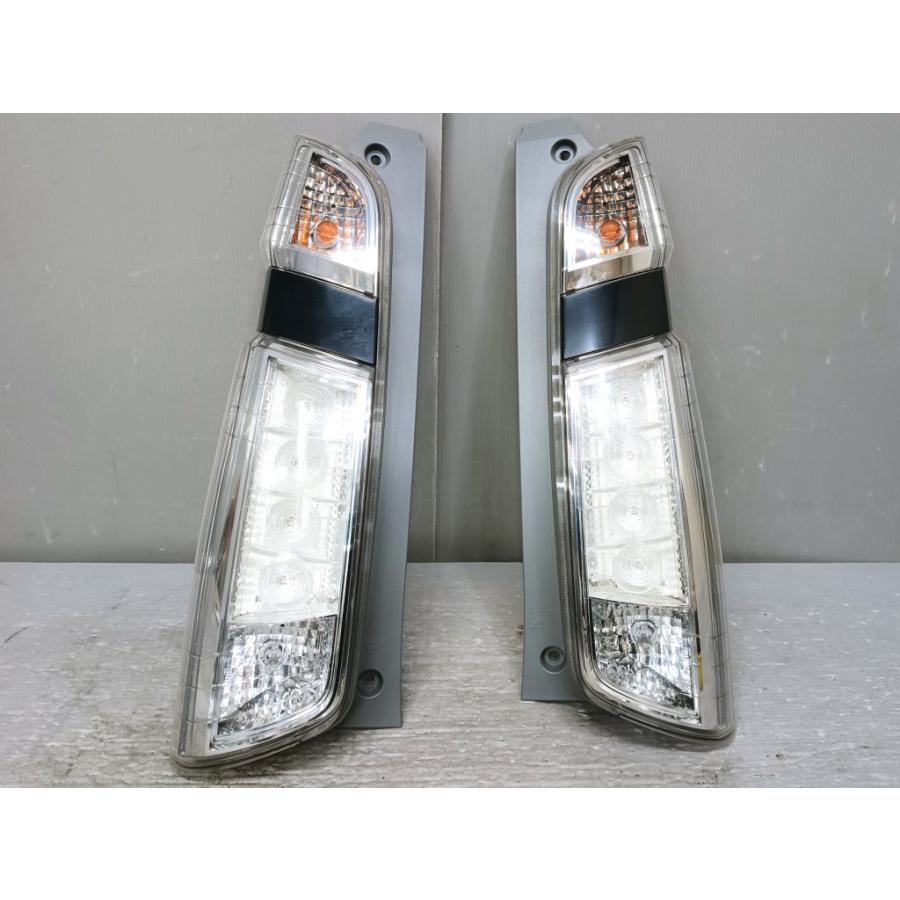 【匿名配送】ホンダ N-WGN (JH1) 前期型 テールランプ 左右セット N-WGN G ターボパッケージ 前期 (JH1) 純正 テールライト W1400 左右