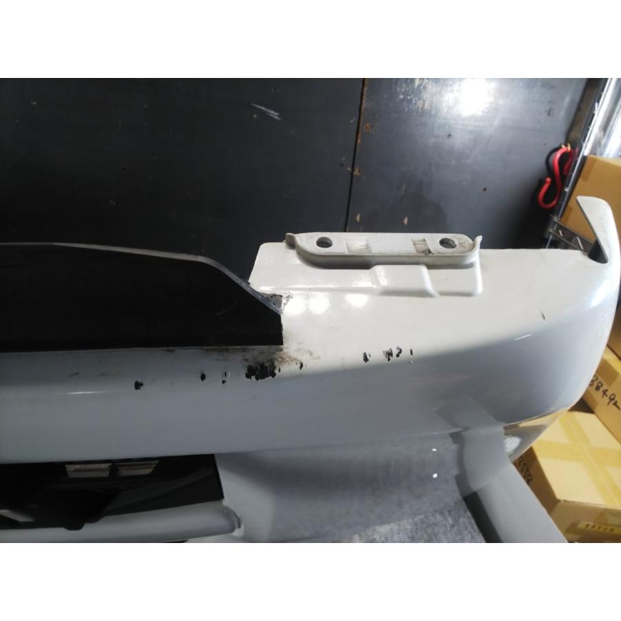 タント ダイハツ (LA600S DBA-LA600S-GBDF) 純正 フロントバンパー W09
