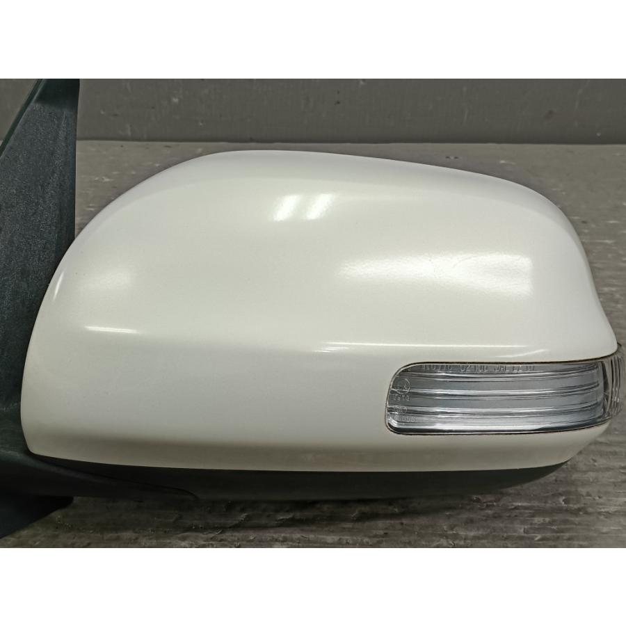 トヨタ（TOYOTA） bB Z (QNC21) 純正 左ドアミラー ウィンカー 8392 電