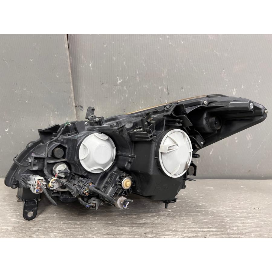 フーガ 370GT TypeS 前期 (KY51 Y51) HID 右ヘッドライト 打刻E