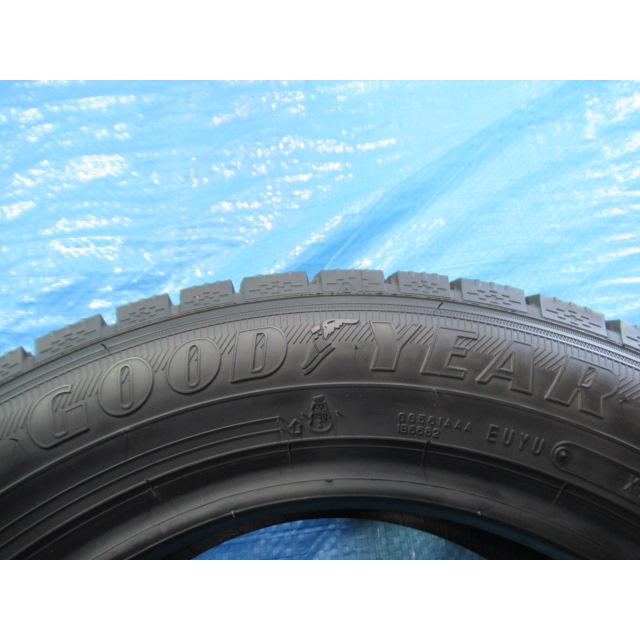 175/65R15 84Q スタッドレスタイヤ GOODYEAR ICENAVI 7 エア漏点検済