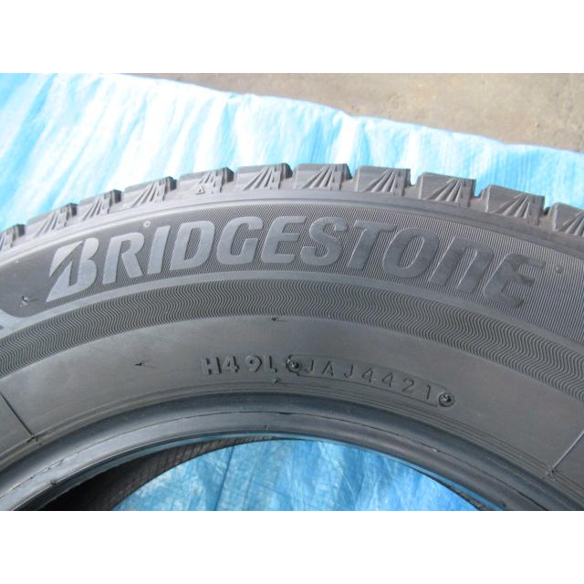205/65R15 94Q スタッドレスタイヤ BRIDGESTONE BLIZZAK VRX3 極上