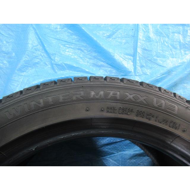 235/45R17 94Q スタッドレスタイヤ DUNLOP WINTERMAXX WM03 バリ溝8分