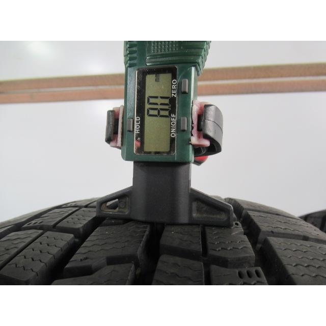 215/60R17 96Q スタッドレスタイヤ GOODYEAR ICENAVI 7 エア漏点検済