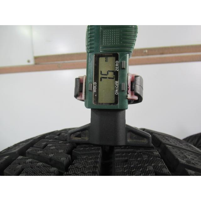 225/60R17 99T スタッドレスタイヤ MAXTREK M7 PLUS エア漏点検済 極上