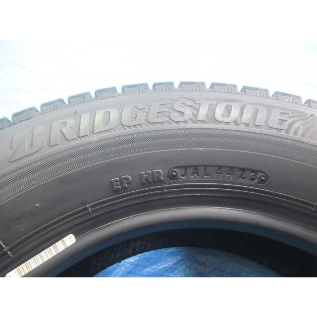 175/70R14 84Q スタッドレスタイヤ BRIDGESTONE BLIZZAK VRX3 エア漏