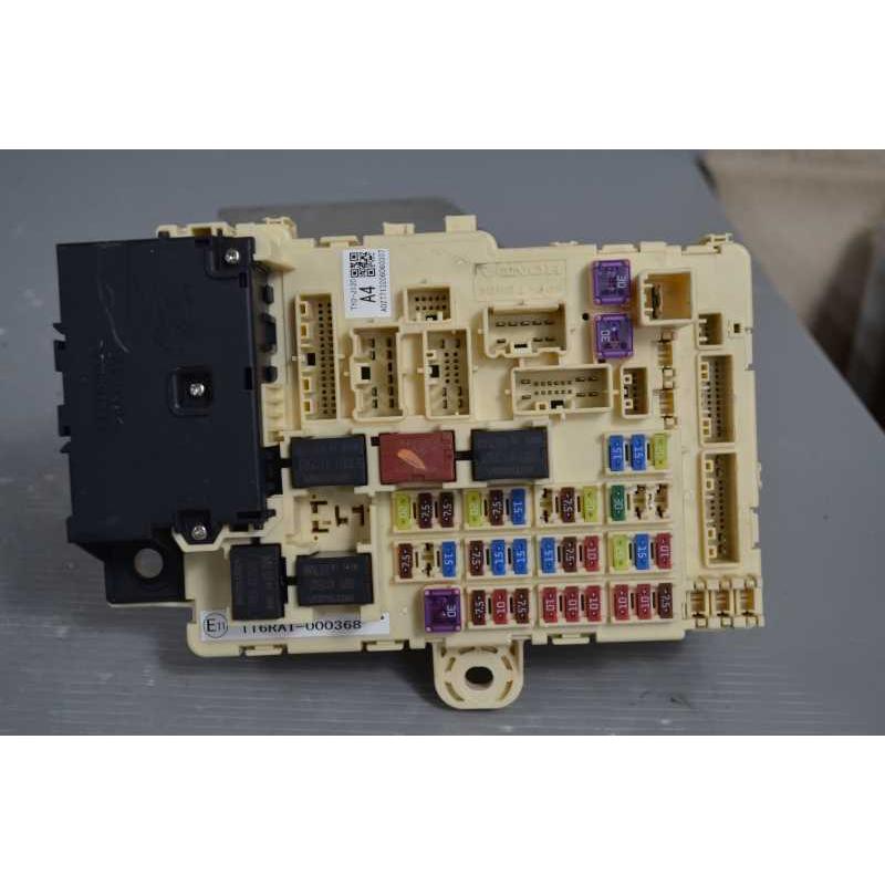 N-BOX 前期(JF1 JF2) 純正 破損無 取付OK 動作保証 ヒューズボックス