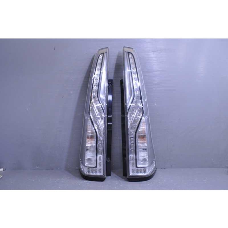 コト LEDテールランプ 220-23682 日本製 日産セレナ HFC26