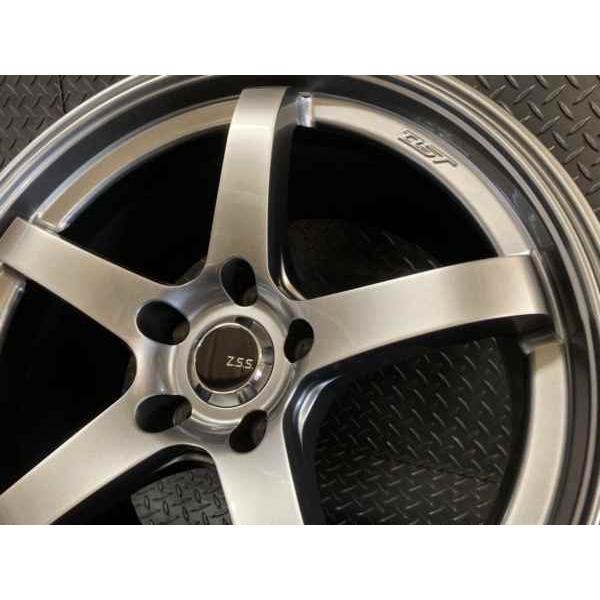 Z.S.S. Z.S.S. Dclaw5 18インチ 9.5J +35 PCD114.3 5穴 2本set