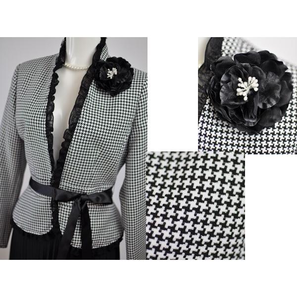 【売り尽くし】在庫限り 9号 コサージュ付 レディーススーツ 卒業式 入学式 母 ママ スーツ 千鳥格子 襟レース ウエストリボン プリーツスカート 卒園 入園 お宮参り 顔合わせ ミセス 祖母 服装 9296 レディース スカートスーツ 卒業式 入学式 安い おしゃれ ママ スーツ