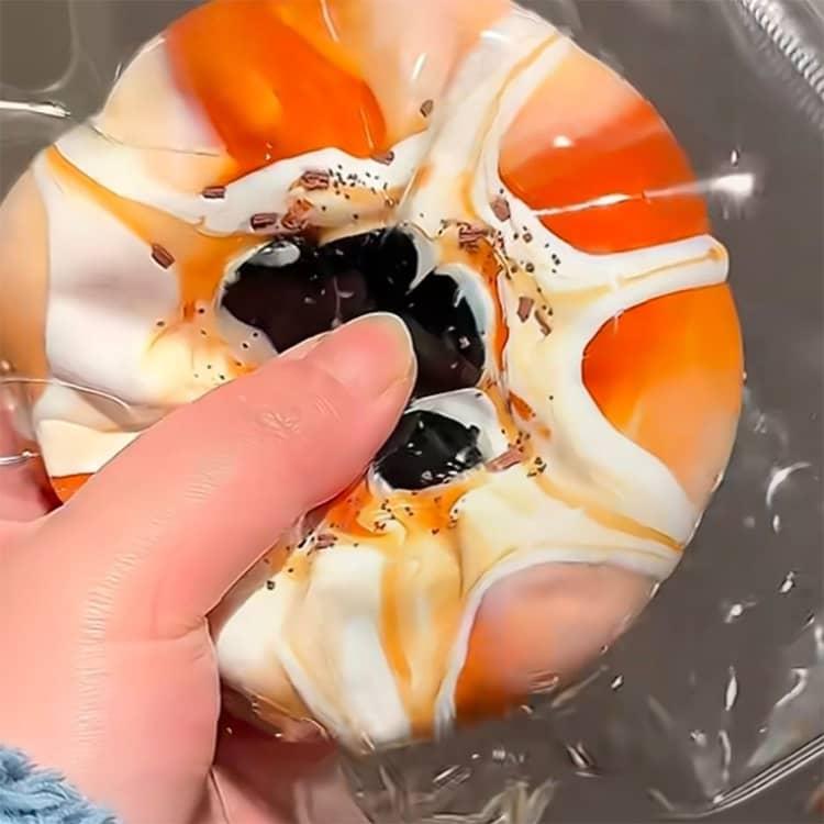 スクイーズ スクイーズケーキおもちゃ 食べ物スクイーズ 水感スクイーズ 握って遊ぶ パ そっくり プリン パン ケーキ スイーツ しっとり感 ゆっくり |  | 02
