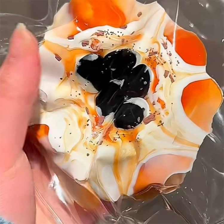 スクイーズ スクイーズケーキおもちゃ 食べ物スクイーズ 水感スクイーズ 握って遊ぶ パ そっくり プリン パン ケーキ スイーツ しっとり感 ゆっくり |  | 03